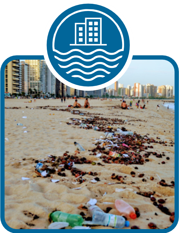 Limpeza de praia em área urbana