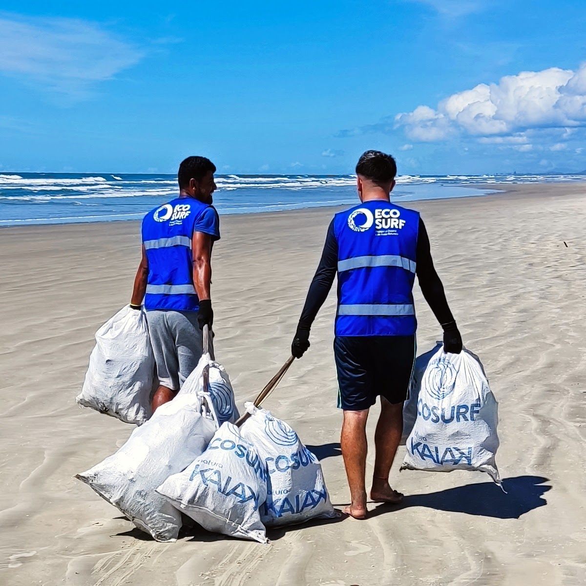 Mutirão de limpeza de praia Ecosurf, foto 4