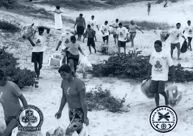 Mutirão de limpeza de praia nos primeiros anos do Ecosurf