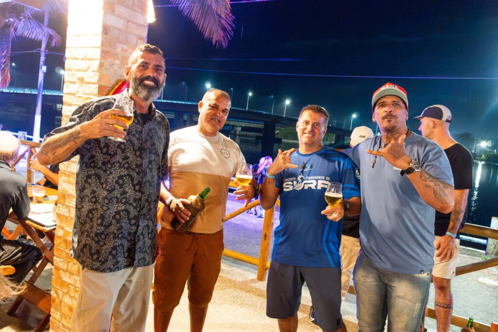Noite do Surf, Surf City Itanhaém, no restaurante Taquarú (destaque 8)