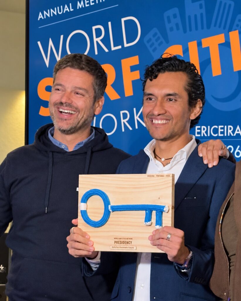 Troféus dos WSCN Awards 2026, produzidos em madeira e cordas